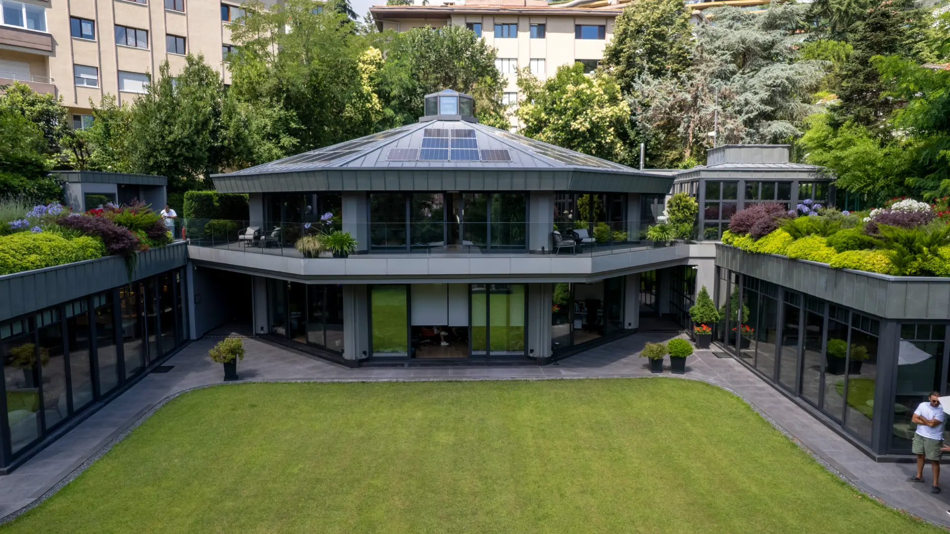 Metex Design – Yugo Construction