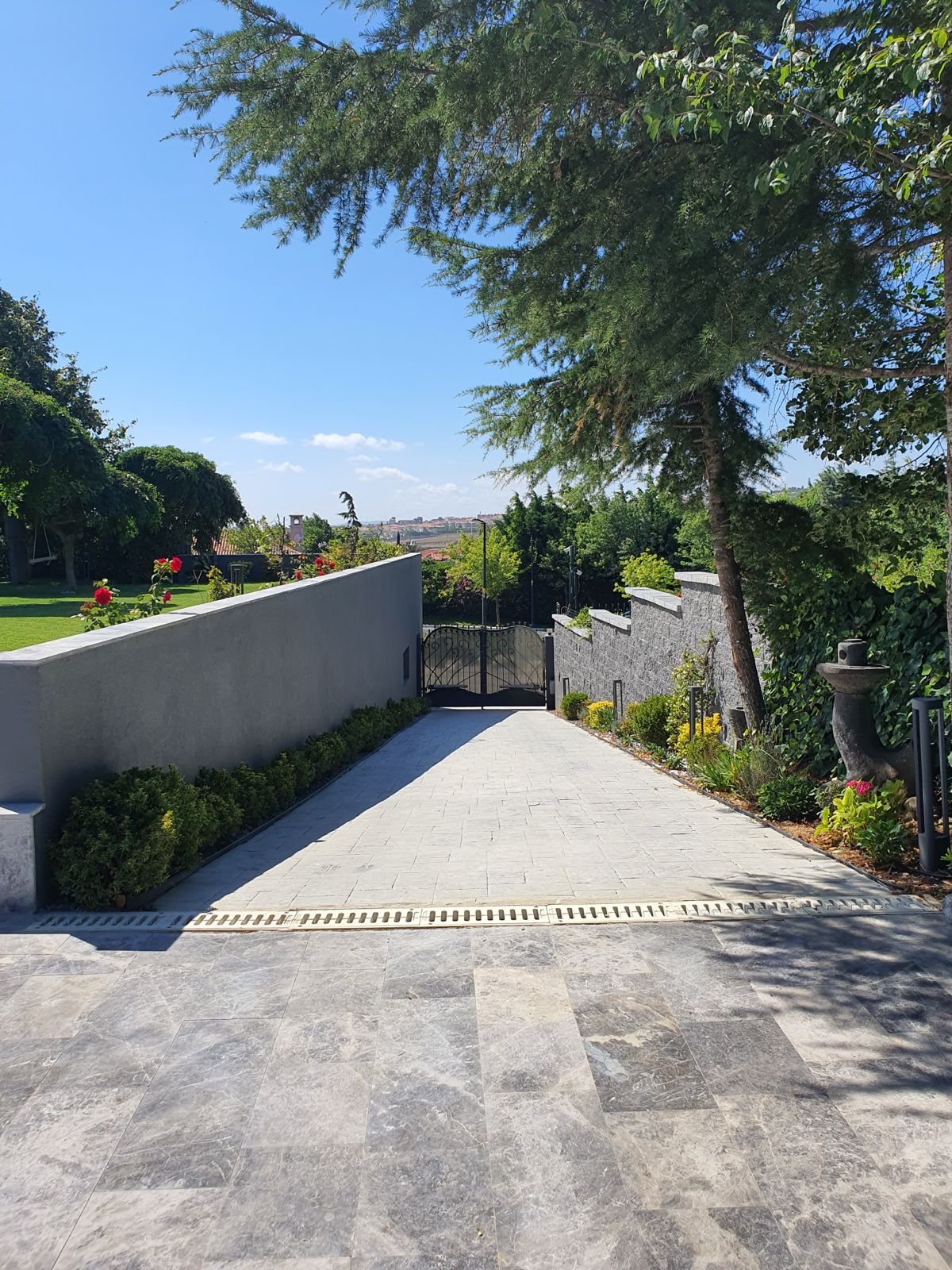 Özceylan Home Alkent – Yugo Construction